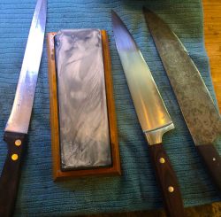 knives-waterstone-sharpening-adultkitchen